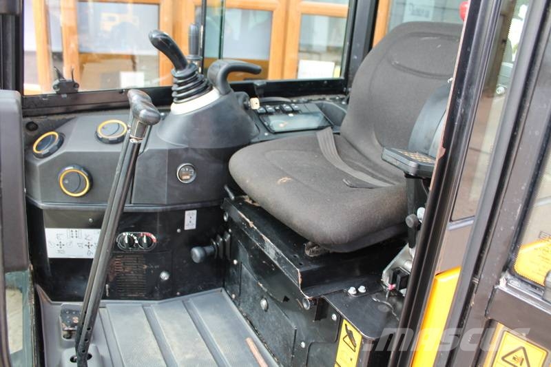 JCB 16 C-1 Mini pelle < 7t