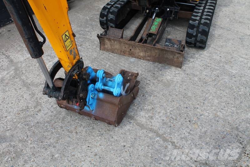 JCB 16 C-1 Mini pelle < 7t