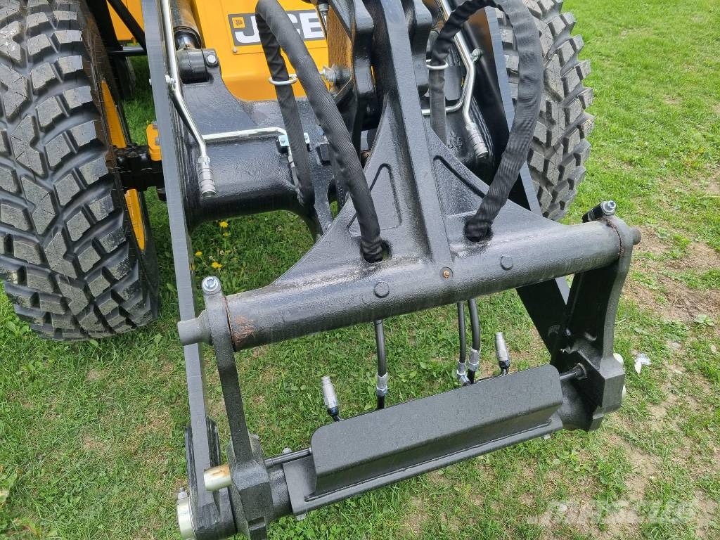 JCB 409 Nordic Edition ränta 1,99% لوادر انزلاقية التوجيه