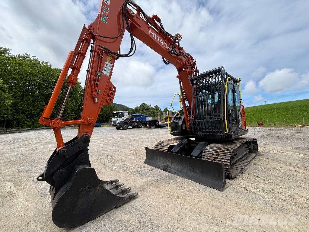 Hitachi ZX 135 US-6 Escavadeiras de esteiras