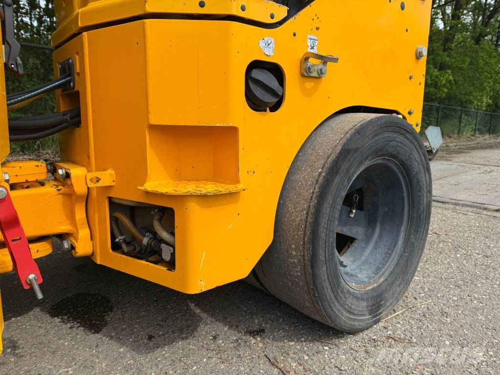 Bomag BW 120 AC-5 / HD12 Kombinované válce