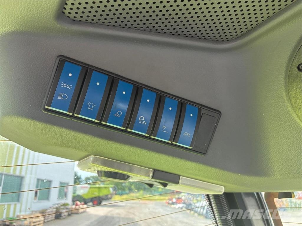 CLAAS Scorpion 960 Varipower Plus مناولات متداخلة