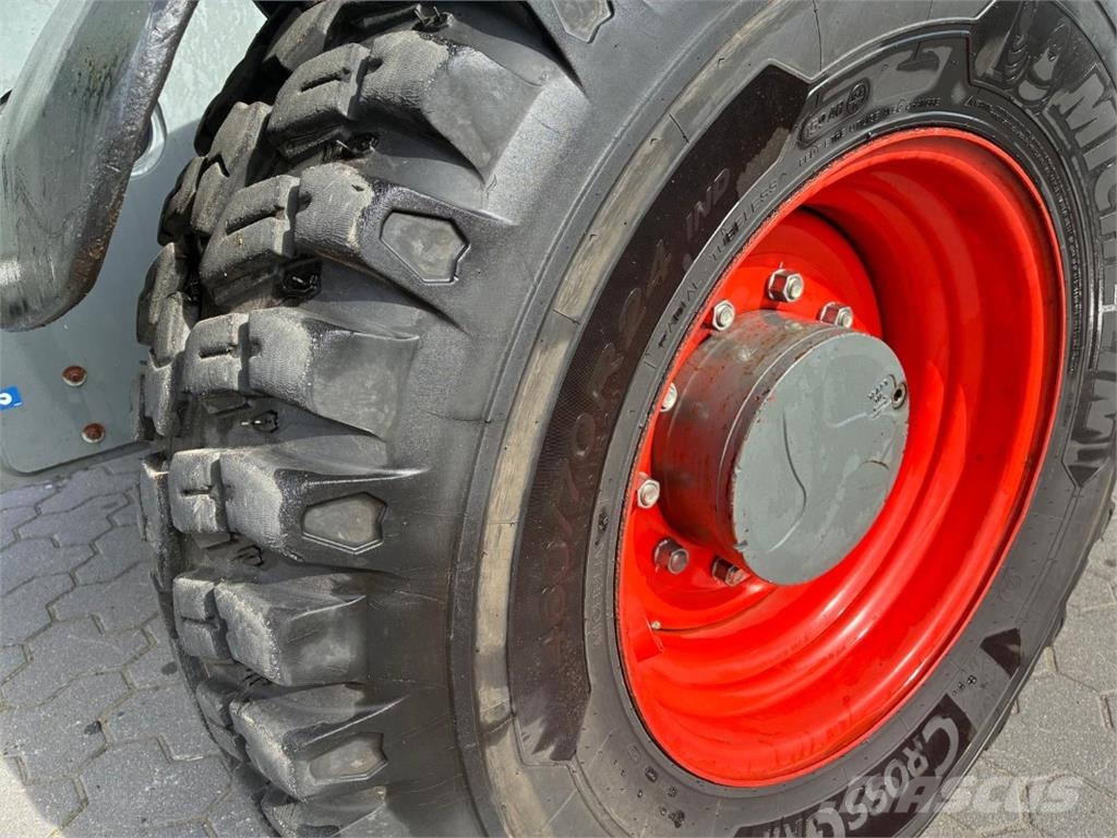 CLAAS Scorpion 960 Varipower Plus مناولات متداخلة