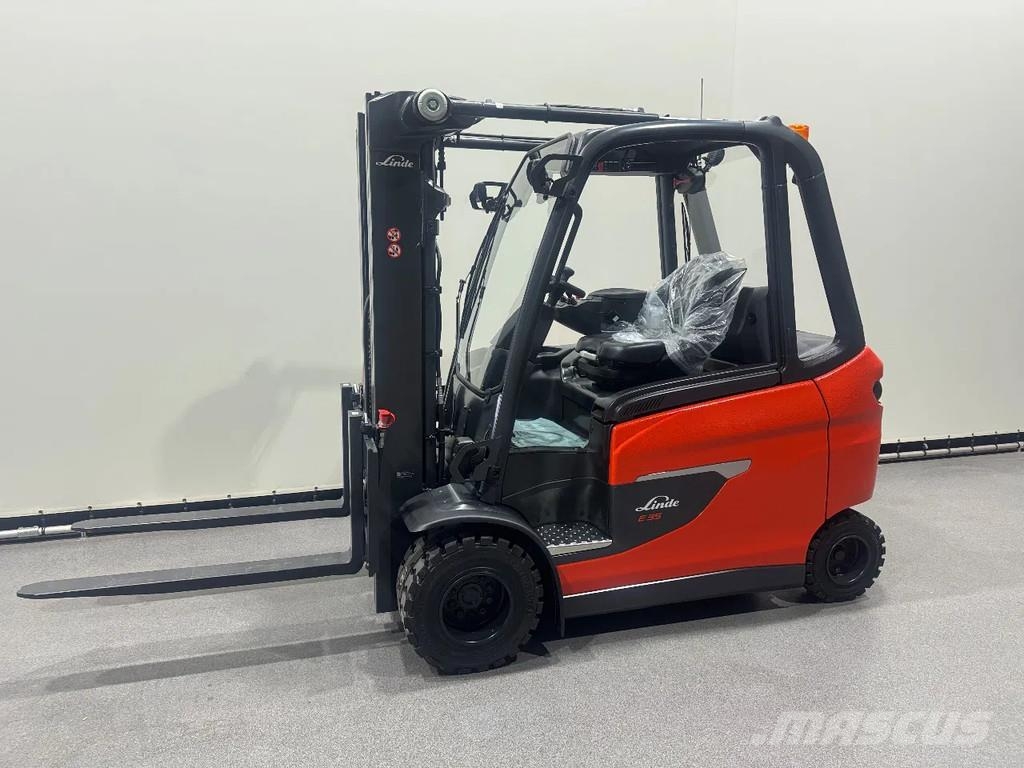 Linde 1252 E 35 HL-01 شاحنات ذات رافعات شوكية تعمل بالكهرباء