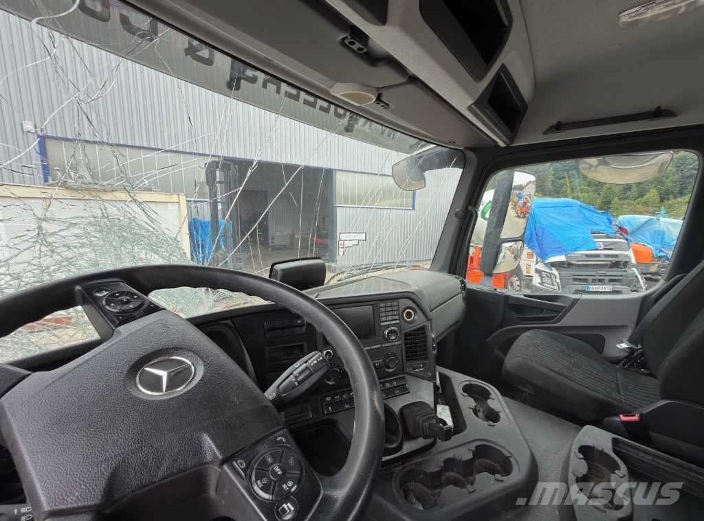 Mercedes-Benz Antos 2632 *ACCIDENTE*DAMAGED*UNFALL* شاحنات بمقصورة وهيكل