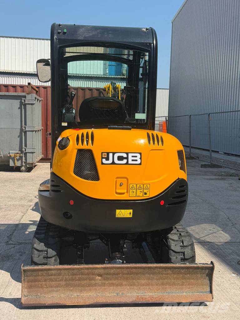 JCB 8026 Mini rýpadla < 7t