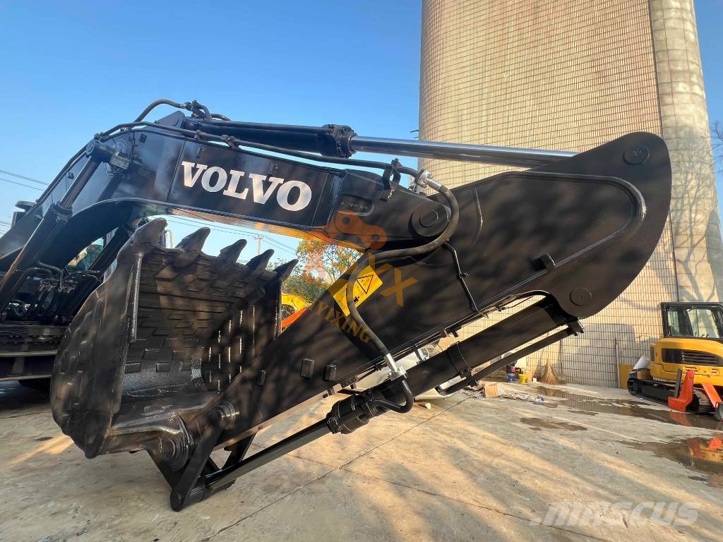 Volvo EC 380 D L 대형 굴삭기 29톤 이상
