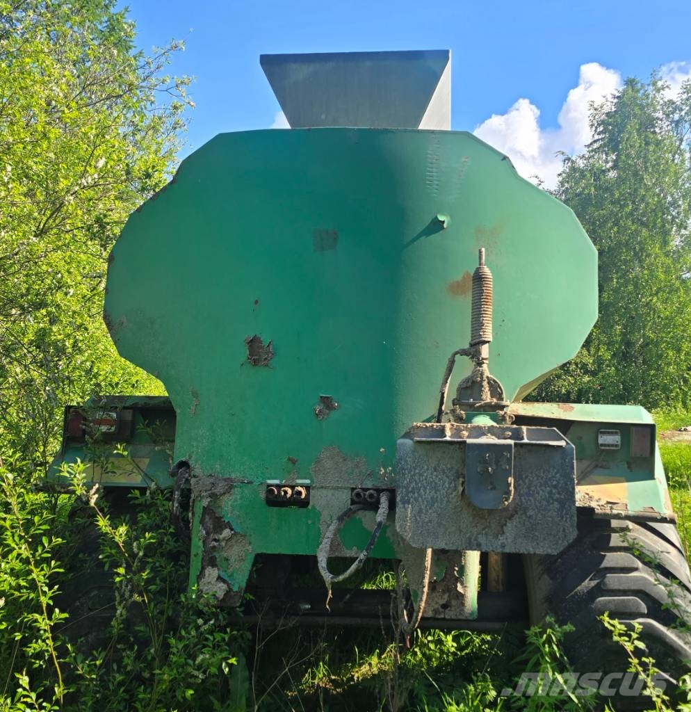 Agronic Lv14 Gyllevogne/Slamsugere
