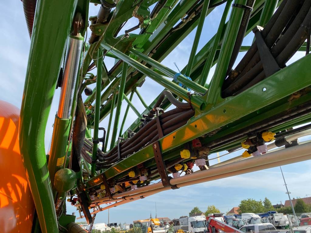 Amazone UX 4200 Spécial 40Km/h 30M-Iso/Bus endommagé Flüssigdüngerstreuer