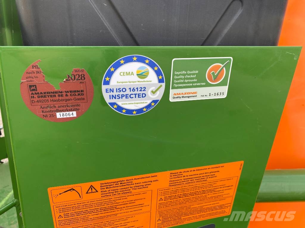 Amazone UX 4200 Spécial 40Km/h 30M-Iso/Bus endommagé Flüssigdüngerstreuer