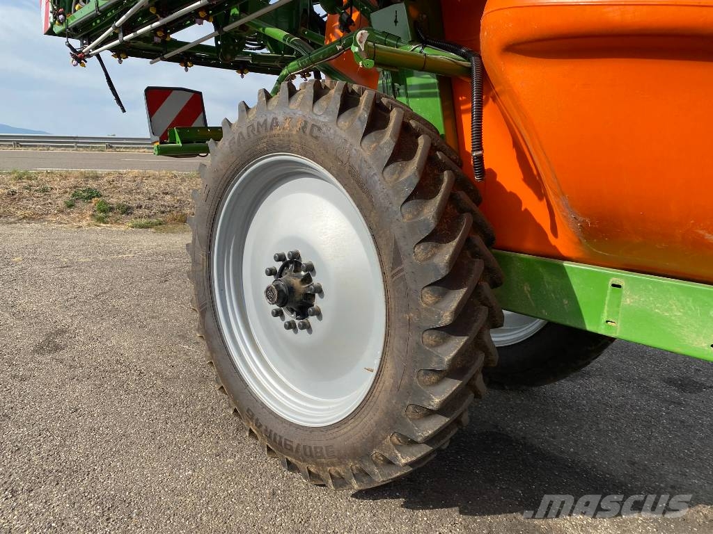 Amazone UX 4200 Spécial 40Km/h 30M-Iso/Bus endommagé Flüssigdüngerstreuer