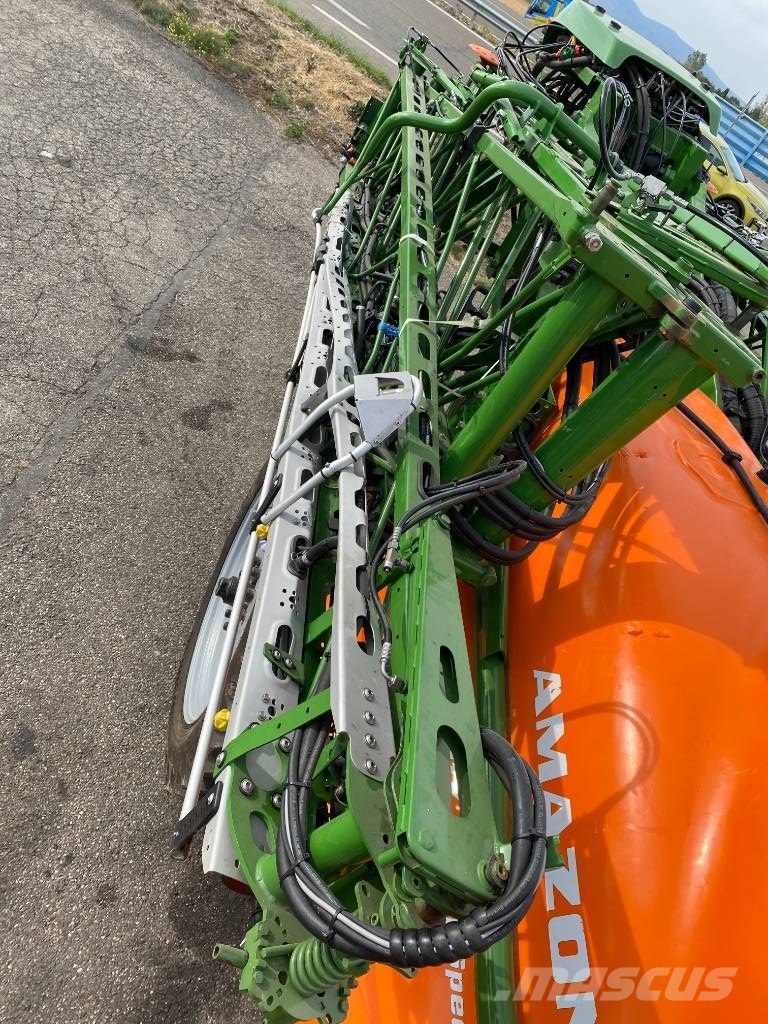 Amazone UX 4200 Spécial 40Km/h 30M-Iso/Bus endommagé Flüssigdüngerstreuer