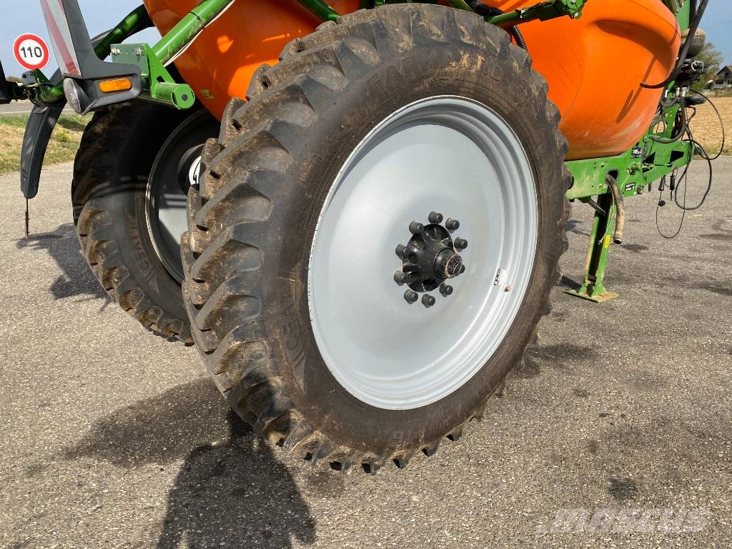 Amazone UX 4200 Spécial 40Km/h 30M-Iso/Bus endommagé Flüssigdüngerstreuer
