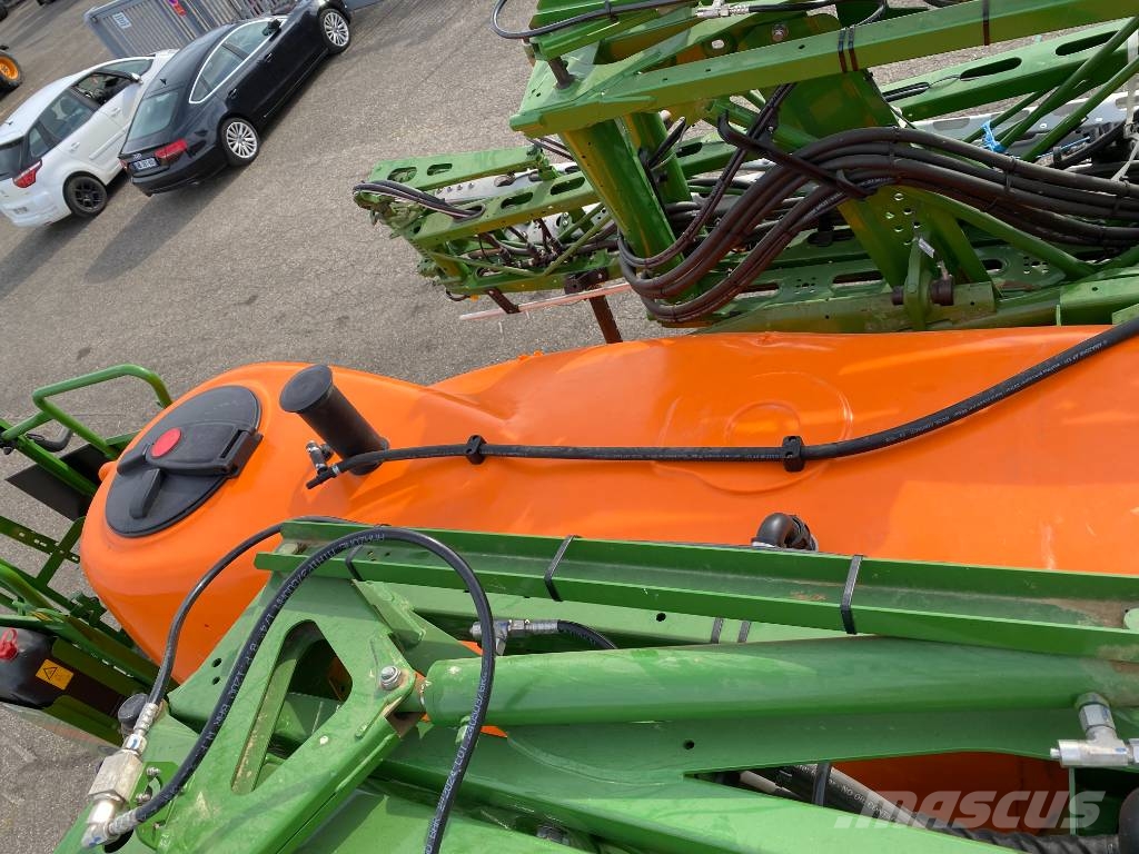 Amazone UX 4200 Spécial 40Km/h 30M-Iso/Bus endommagé Flüssigdüngerstreuer