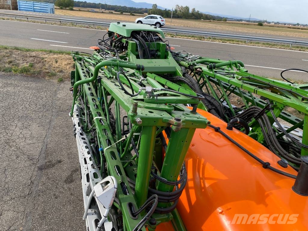 Amazone UX 4200 Spécial 40Km/h 30M-Iso/Bus endommagé Flüssigdüngerstreuer