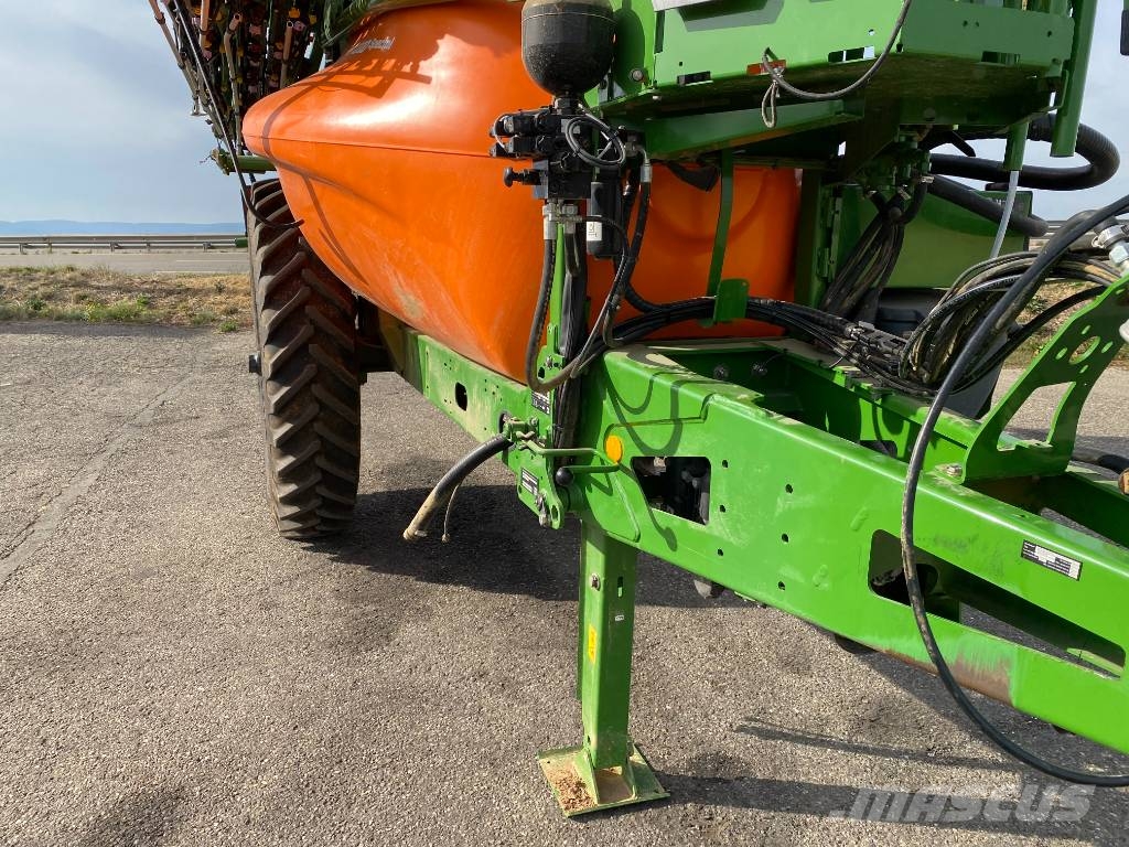 Amazone UX 4200 Spécial 40Km/h 30M-Iso/Bus endommagé Flüssigdüngerstreuer
