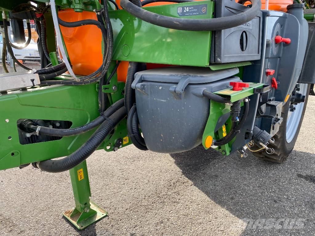 Amazone UX 4200 Spécial 40Km/h 30M-Iso/Bus endommagé Flüssigdüngerstreuer