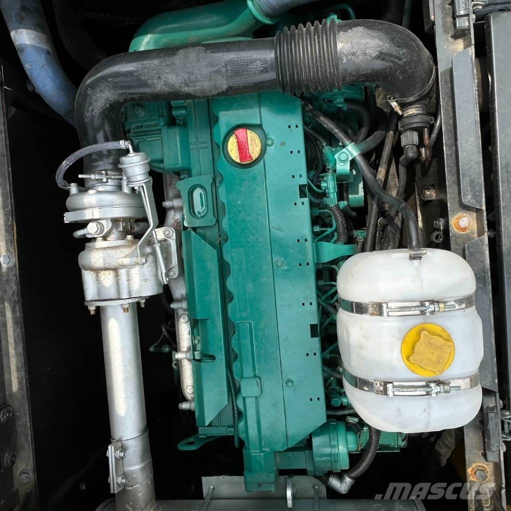 Volvo 210 Pelle sur chenilles