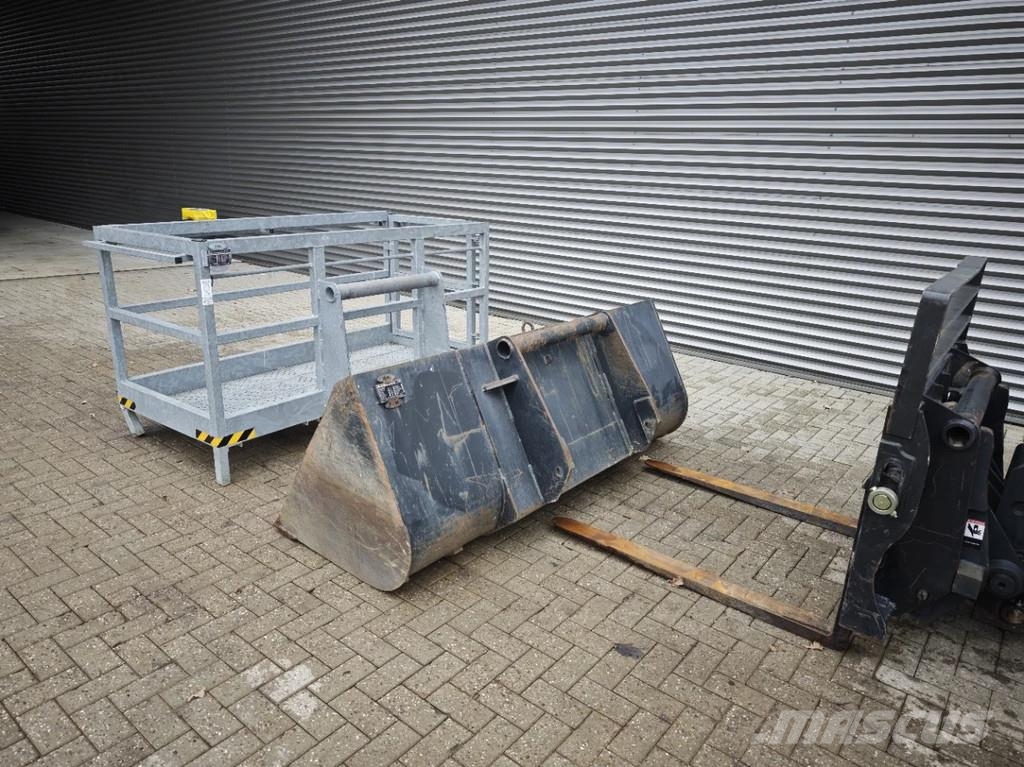 Bobcat T35.105 3 Attechments! Teleskopiskie manipulatori