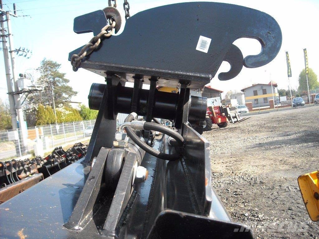 Łyżka skarpowa hydrauliczna o szerokości 2000 mm Łyżki do koparek