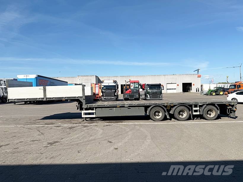 BRDR PLATZ 3 axle Stepdeck / 3 achseTiefbettauflieger Vlakke laadvloeren