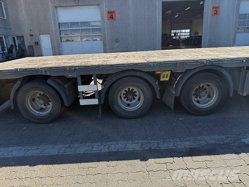 BRDR PLATZ 3 axle Stepdeck / 3 achseTiefbettauflieger Vlakke laadvloeren