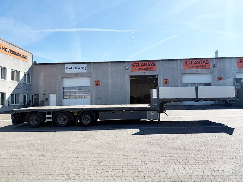 BRDR PLATZ 3 axle Stepdeck / 3 achseTiefbettauflieger Vlakke laadvloeren