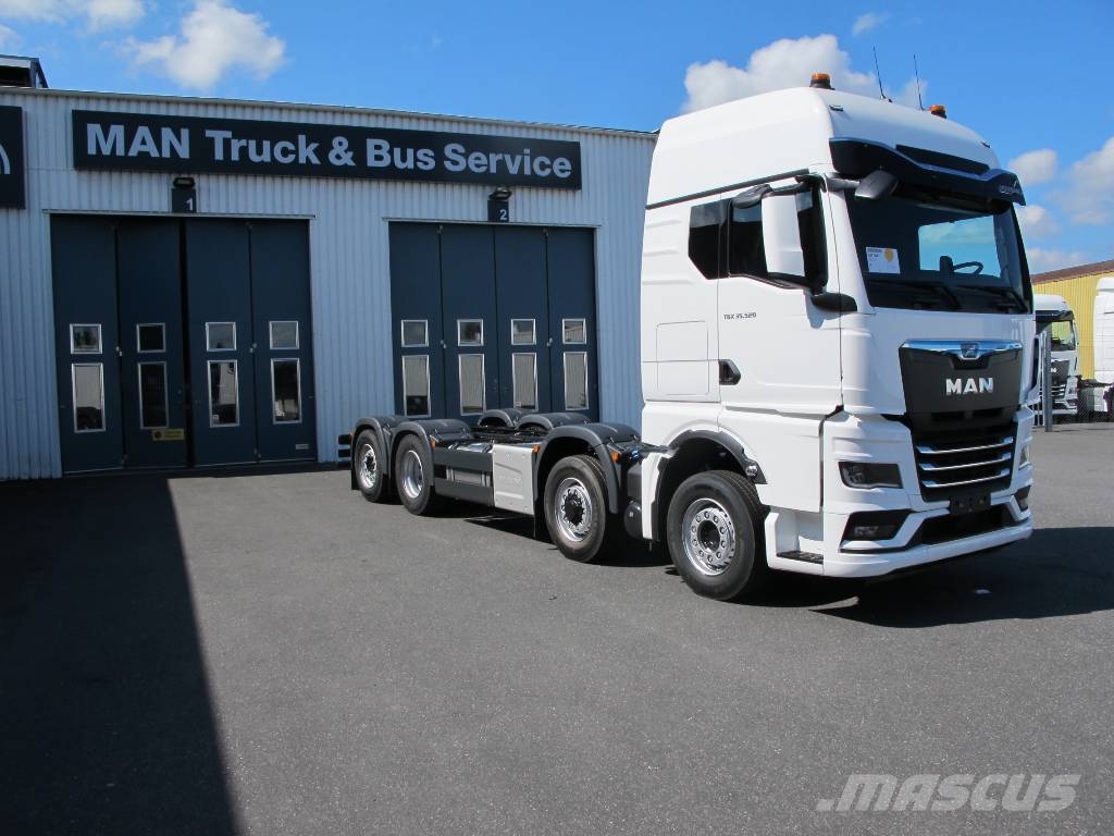 MAN TGX 35.520 8x2H BL CH Chassis Cab trucks