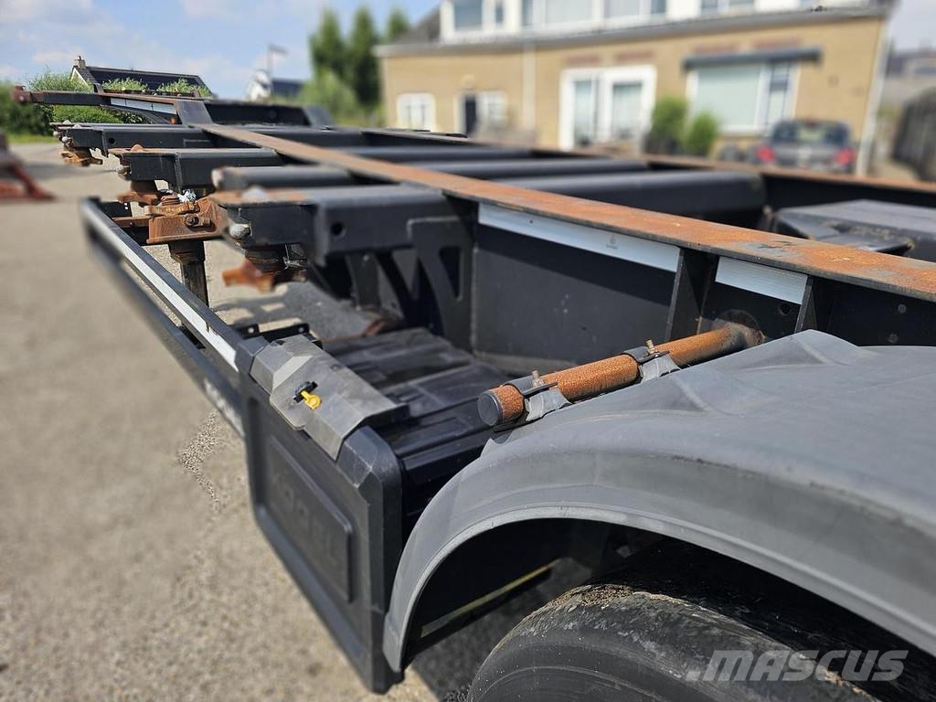 Kögel PORT 40 SIMPLEX 20./ EXTENDIBLE/SAF DISC. نصف مقطورات حاويات