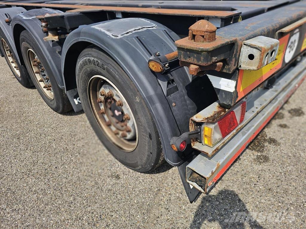 Kögel PORT 40 SIMPLEX 20./ EXTENDIBLE/SAF DISC. نصف مقطورات حاويات