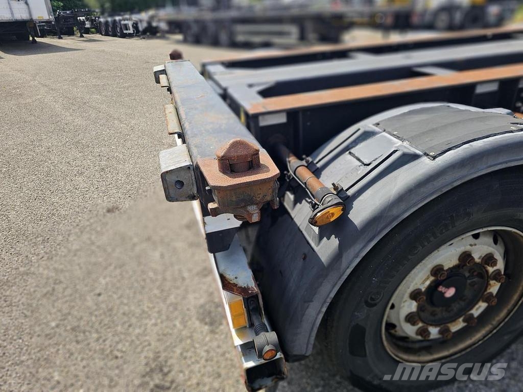 Kögel PORT 40 SIMPLEX 20./ EXTENDIBLE/SAF DISC. نصف مقطورات حاويات