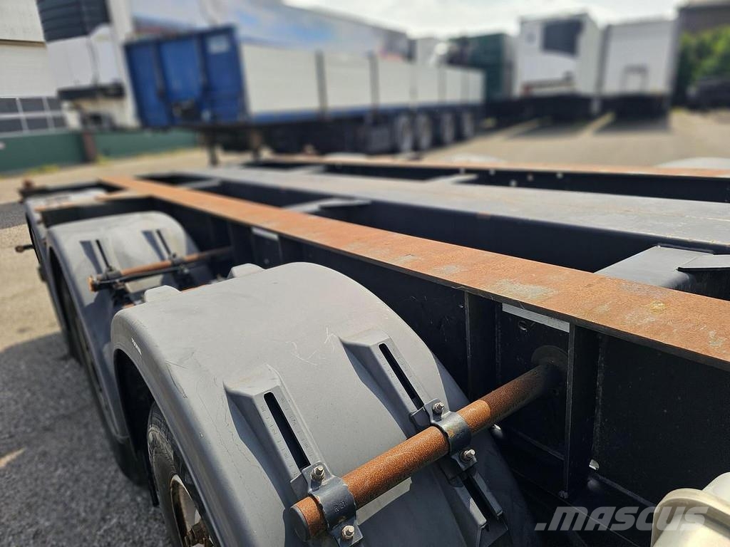 Kögel PORT 40 SIMPLEX 20./ EXTENDIBLE/SAF DISC. نصف مقطورات حاويات