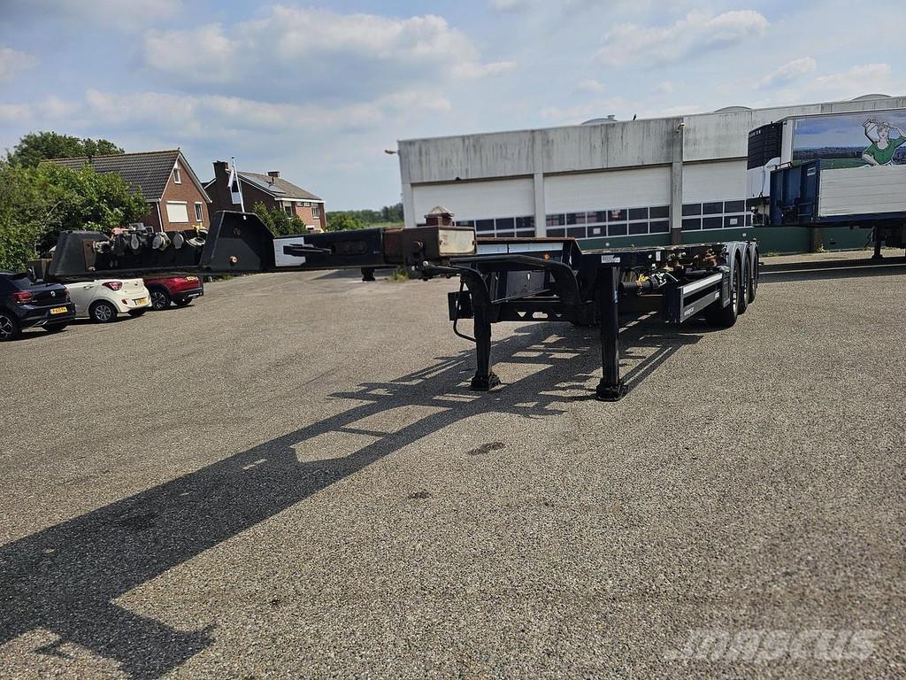 Kögel PORT 40 SIMPLEX 20./ EXTENDIBLE/SAF DISC. نصف مقطورات حاويات