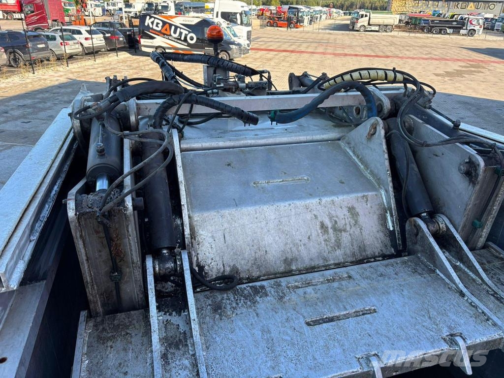 Mitsubishi Fuso Canter 7C15 4x2 FAUN Maxinea Camion dei rifiuti