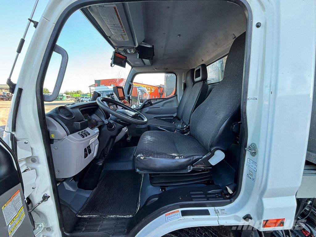 Mitsubishi Fuso Canter 7C15 4x2 FAUN Maxinea Camion dei rifiuti
