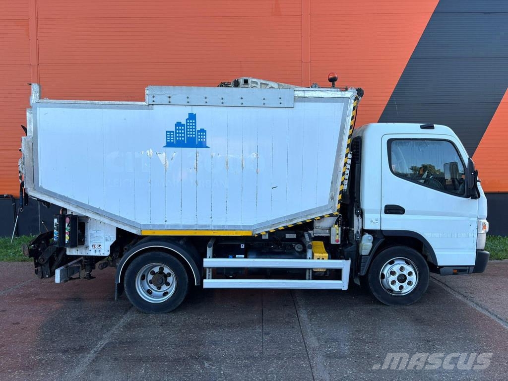 Mitsubishi Fuso Canter 7C15 4x2 FAUN Maxinea Camion dei rifiuti