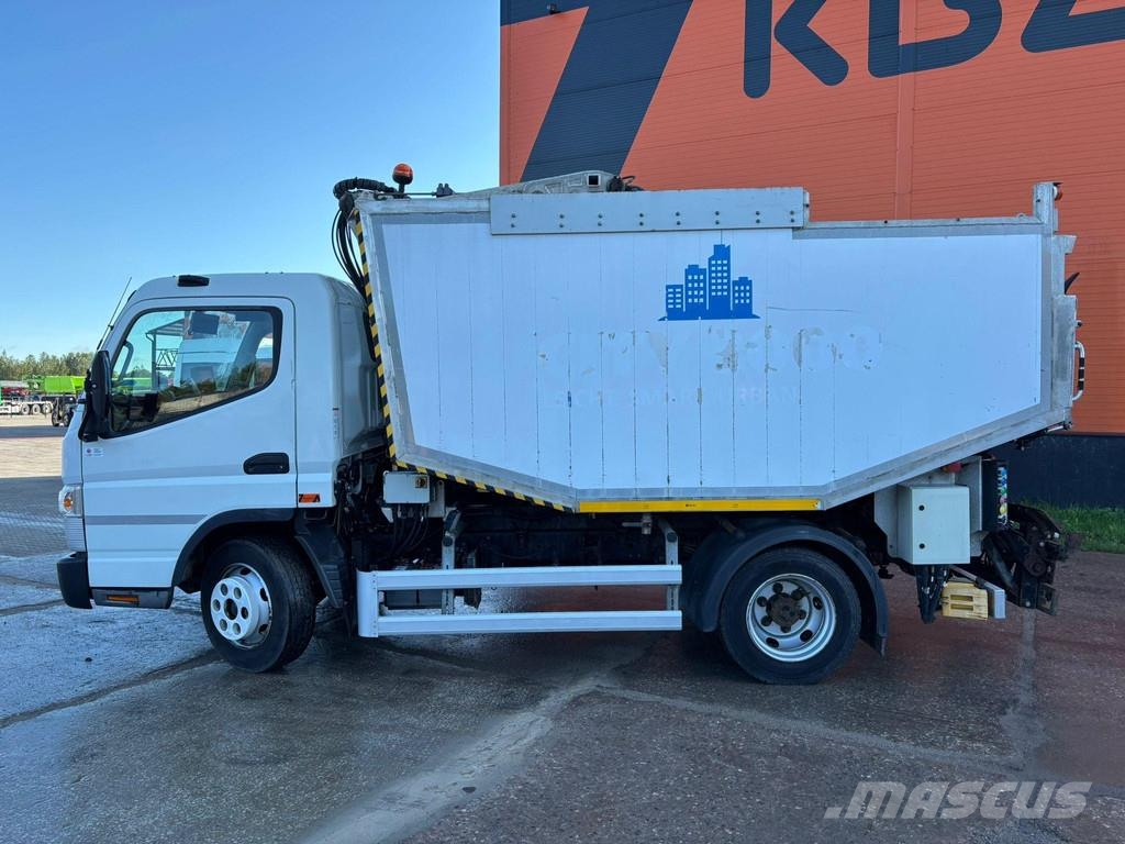 Mitsubishi Fuso Canter 7C15 4x2 FAUN Maxinea Camion dei rifiuti