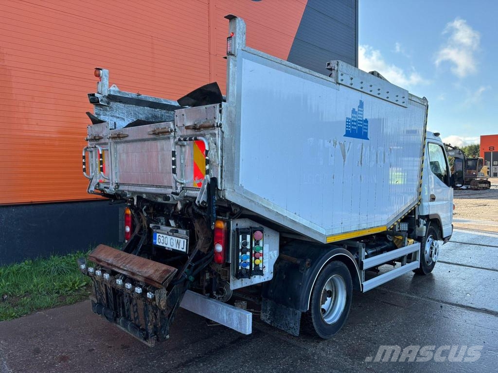 Mitsubishi Fuso Canter 7C15 4x2 FAUN Maxinea Camion dei rifiuti