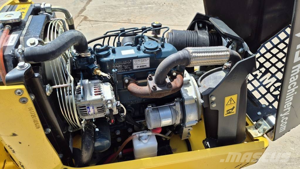 Bomag BMP8500 - YEAR 2021 - 305 WORKING HOURS مداحل ثنائية الاسطوانة