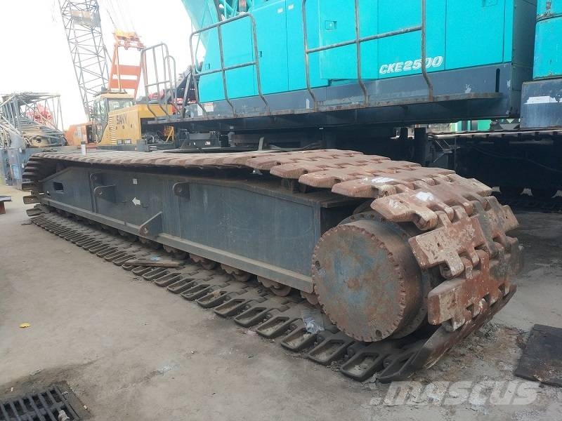 Kobelco CKE2500 履带起重机
