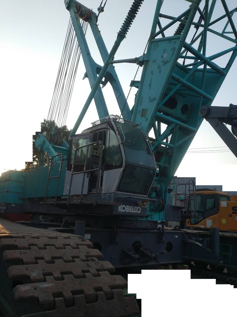 Kobelco CKE2500 履带起重机