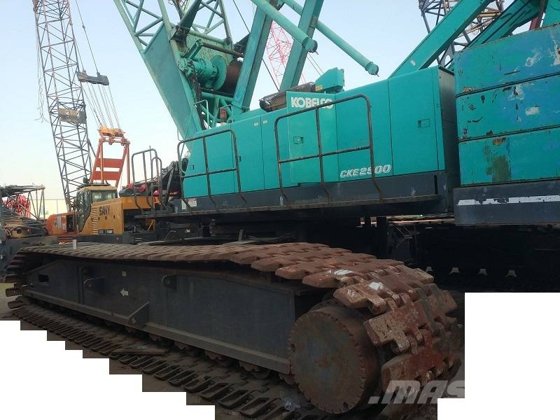 Kobelco CKE2500 履带起重机