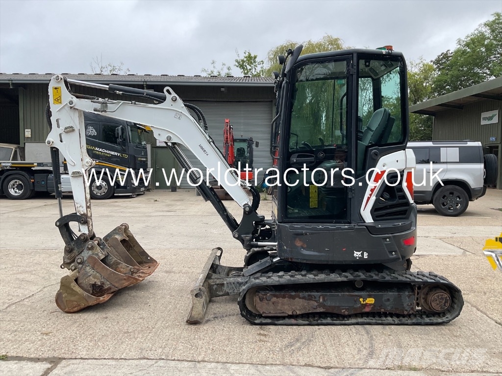 Bobcat E 27z Minigrävare < 7t