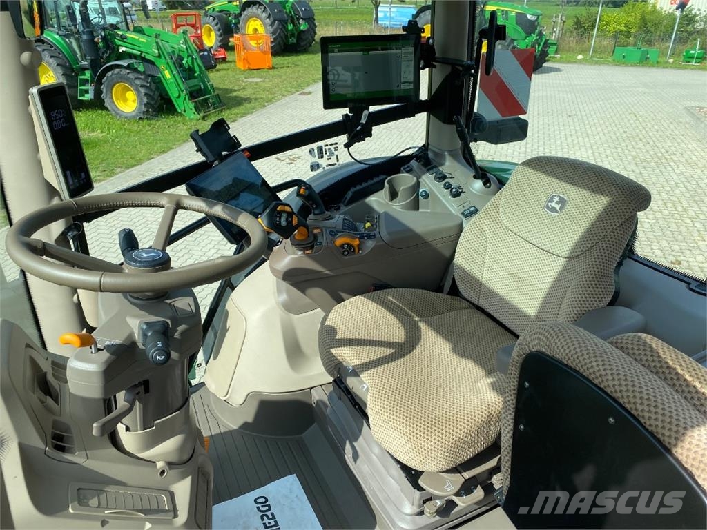 John Deere 6R 215 Traktori