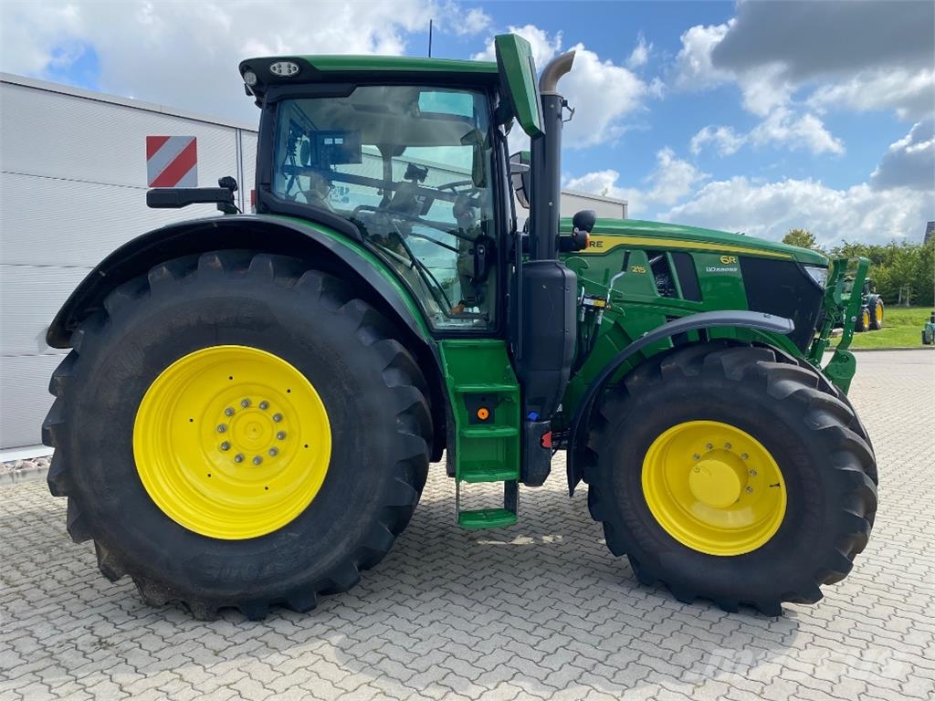 John Deere 6R 215 Traktori