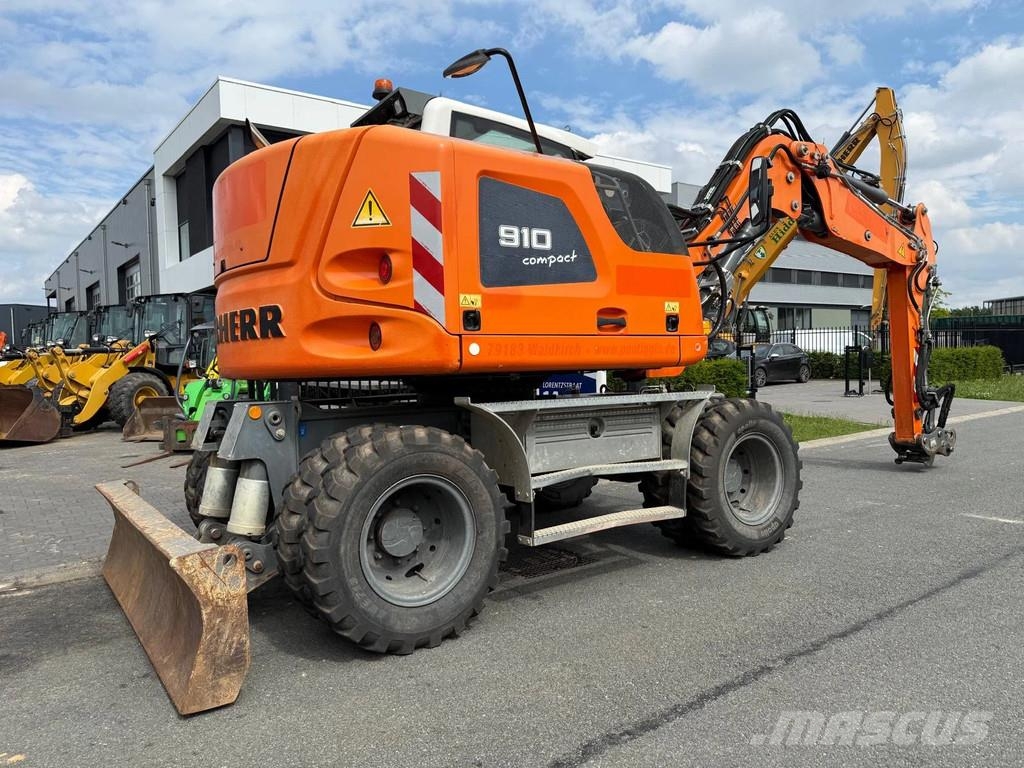 Liebherr A910 Compact | A/C Excavadoras de ruedas