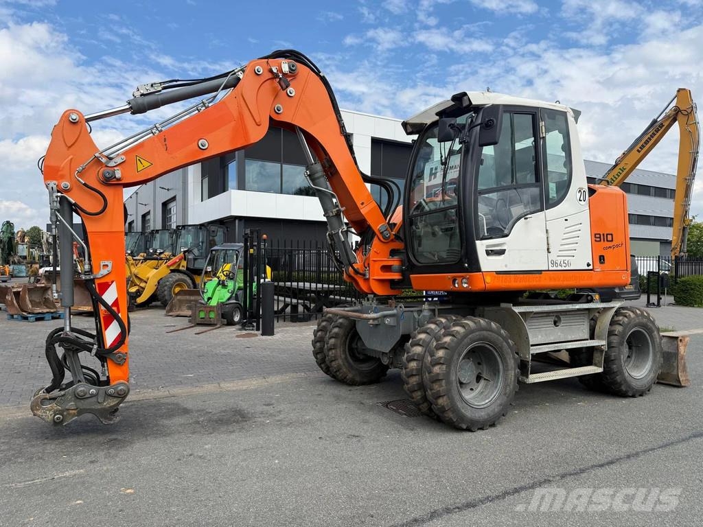 Liebherr A910 Compact | A/C Excavadoras de ruedas