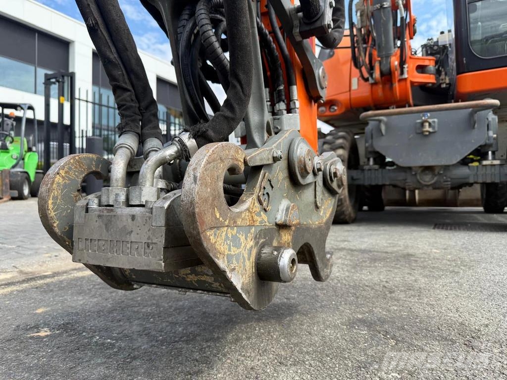 Liebherr A910 Compact | A/C Excavadoras de ruedas
