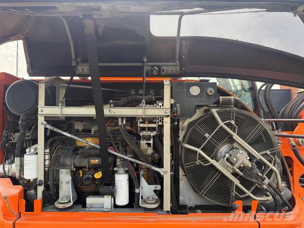 Liebherr A910 Compact | A/C Excavadoras de ruedas