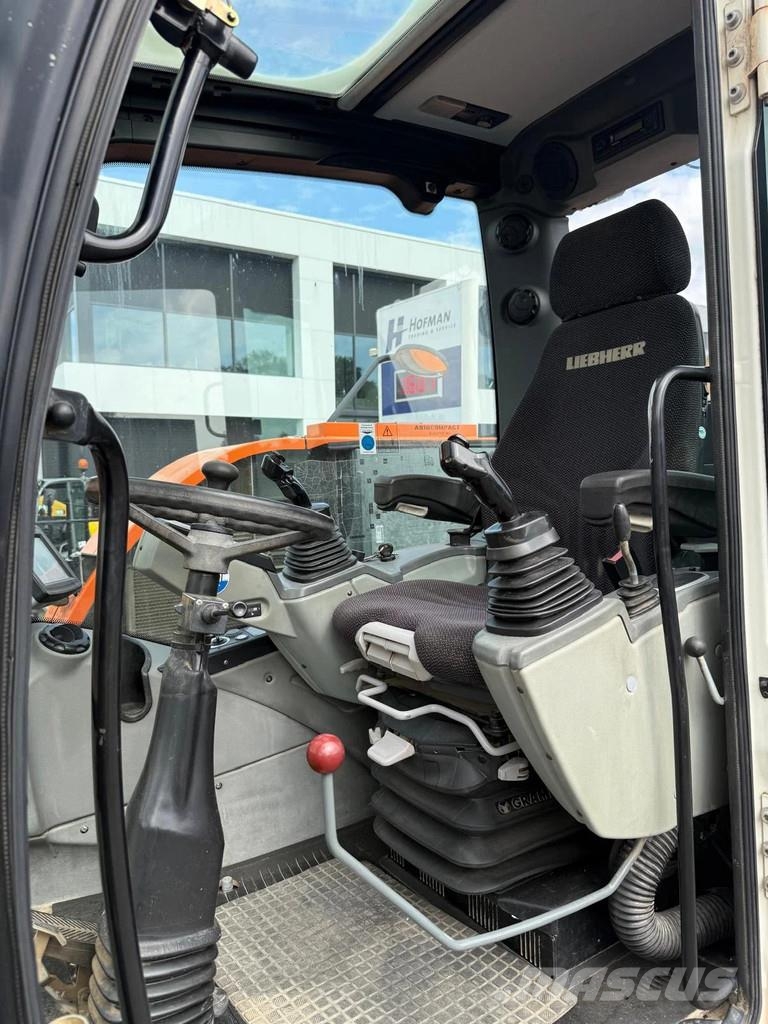Liebherr A910 Compact | A/C Excavadoras de ruedas